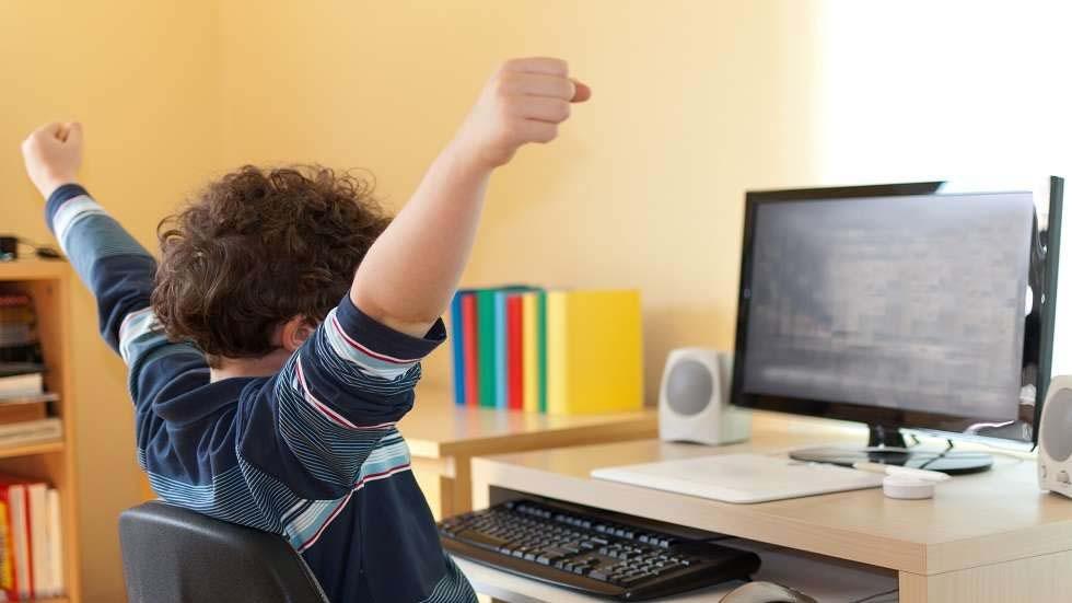 Eliciting Better Online Education Student Performance